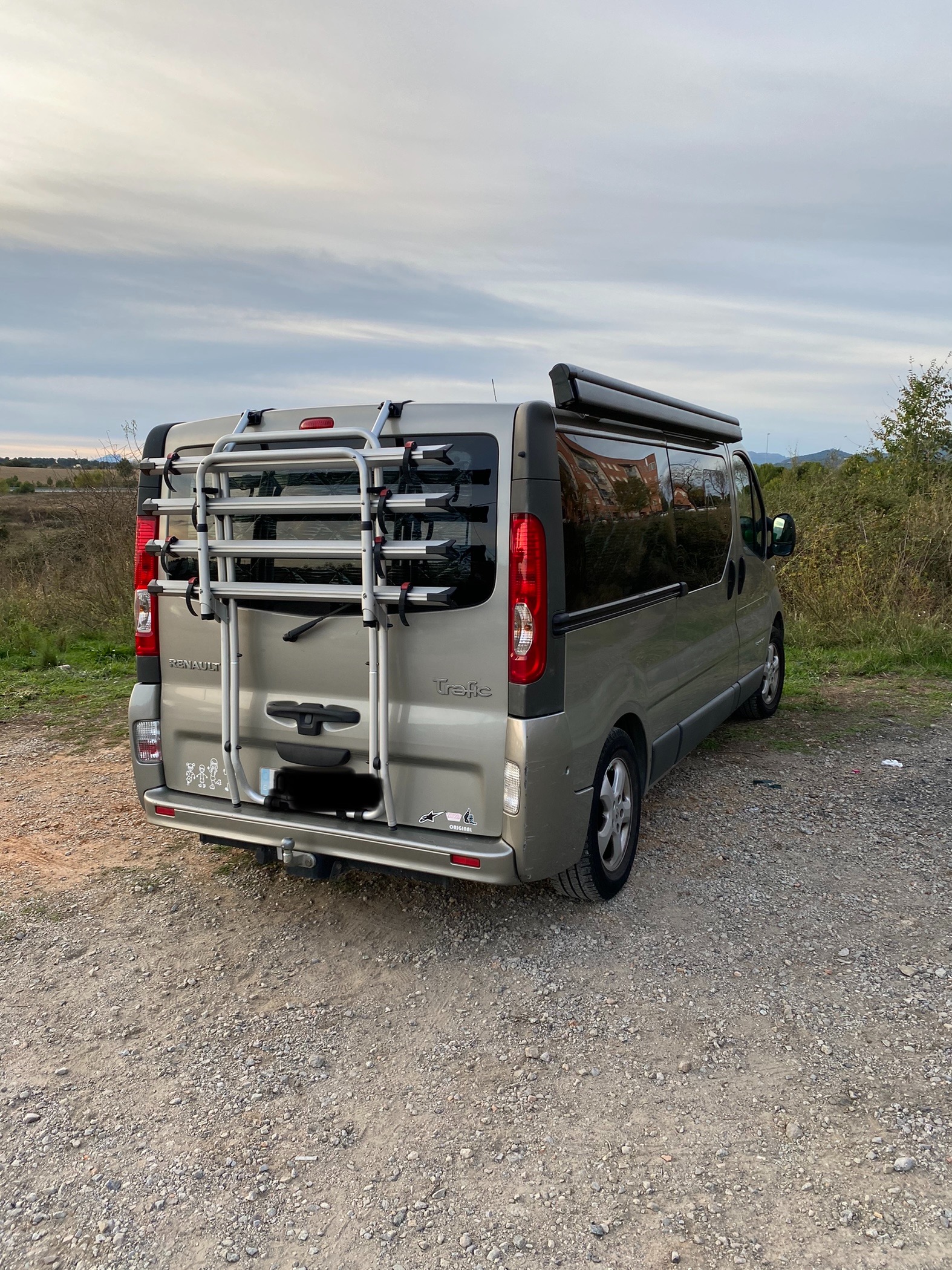 Ace - Renault trafic larga black edition - Foto 3