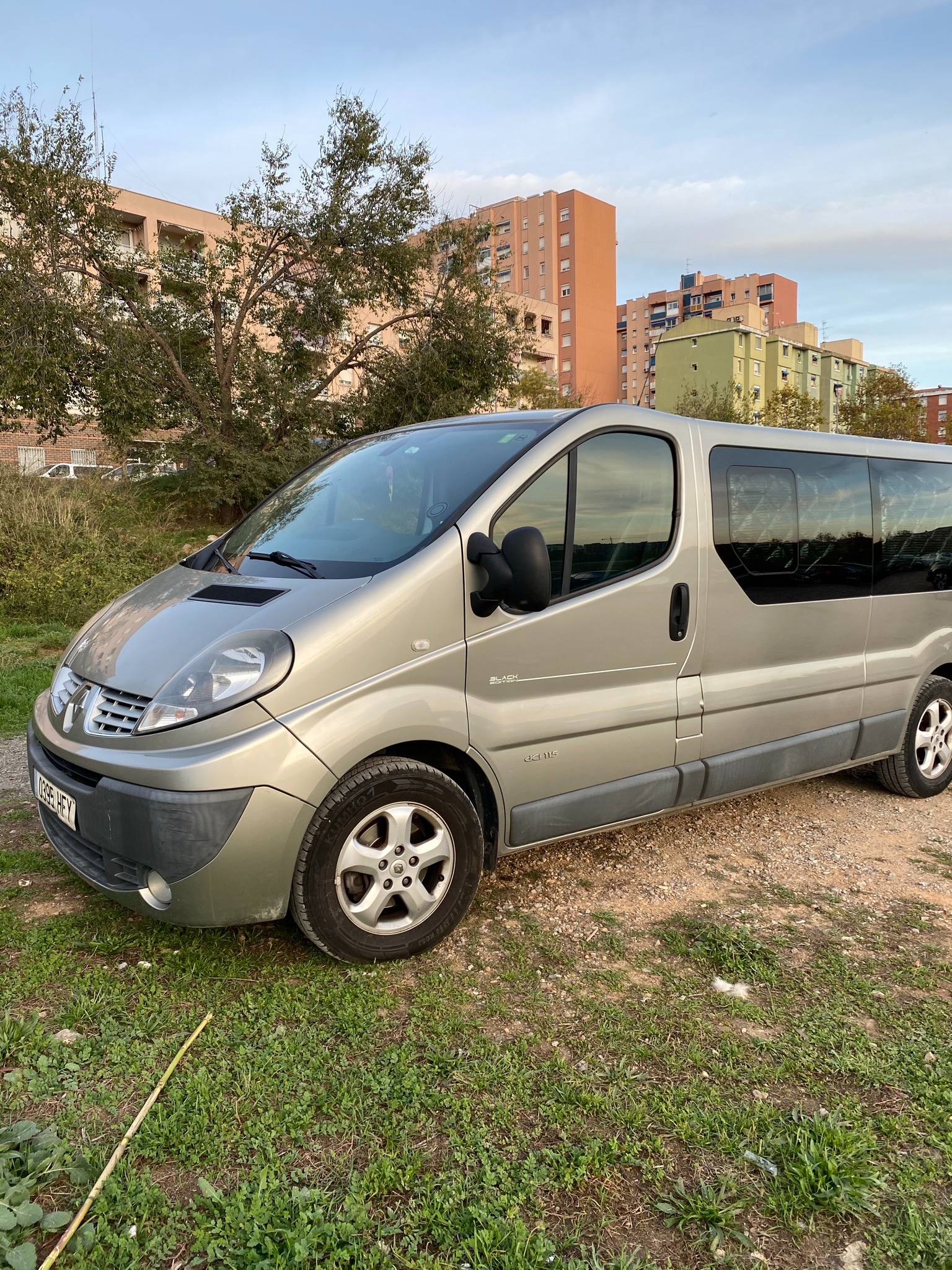 Ace - Renault trafic larga black edition - Foto 5