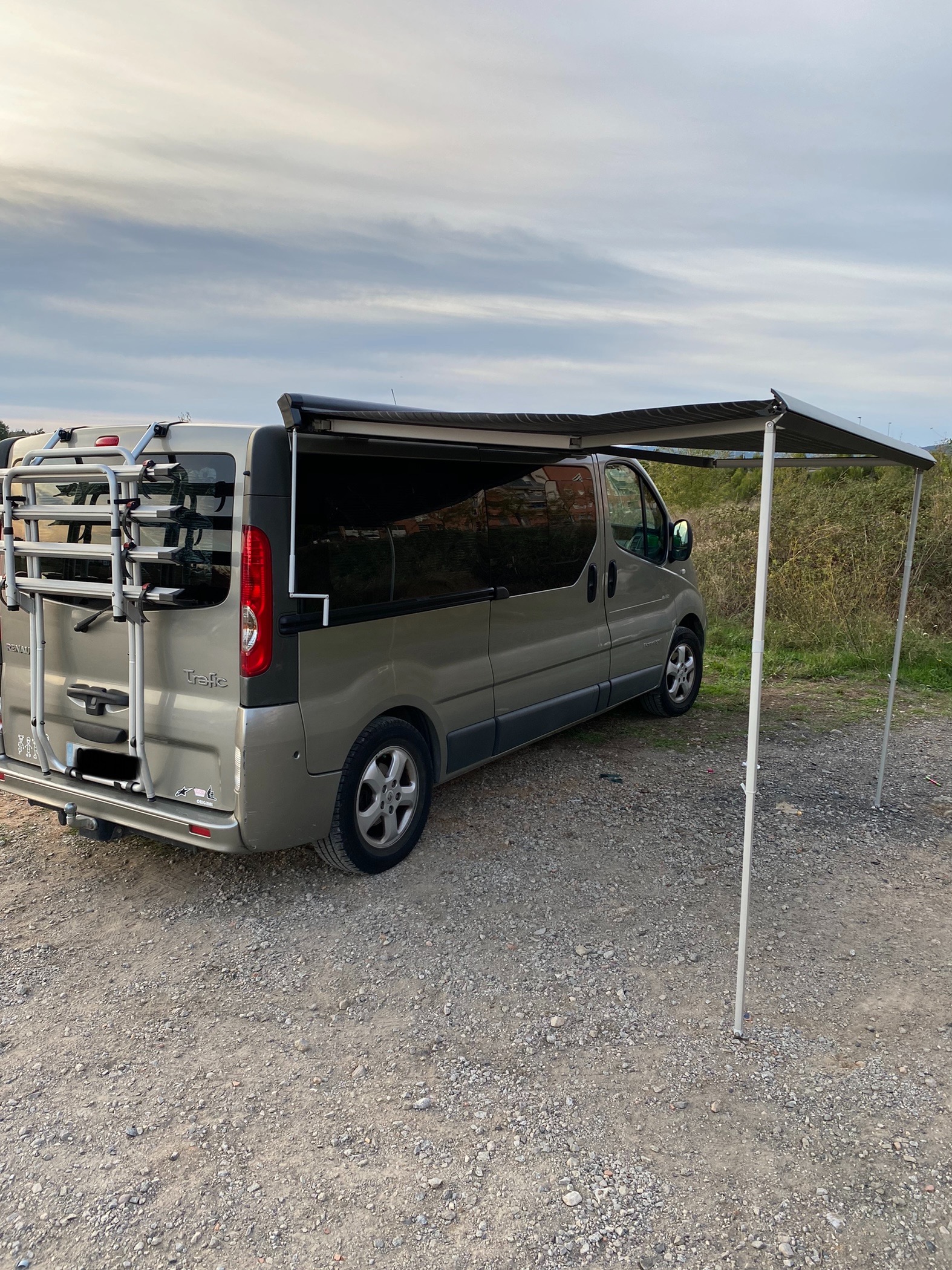 Ace - Renault trafic larga black edition - Foto 7